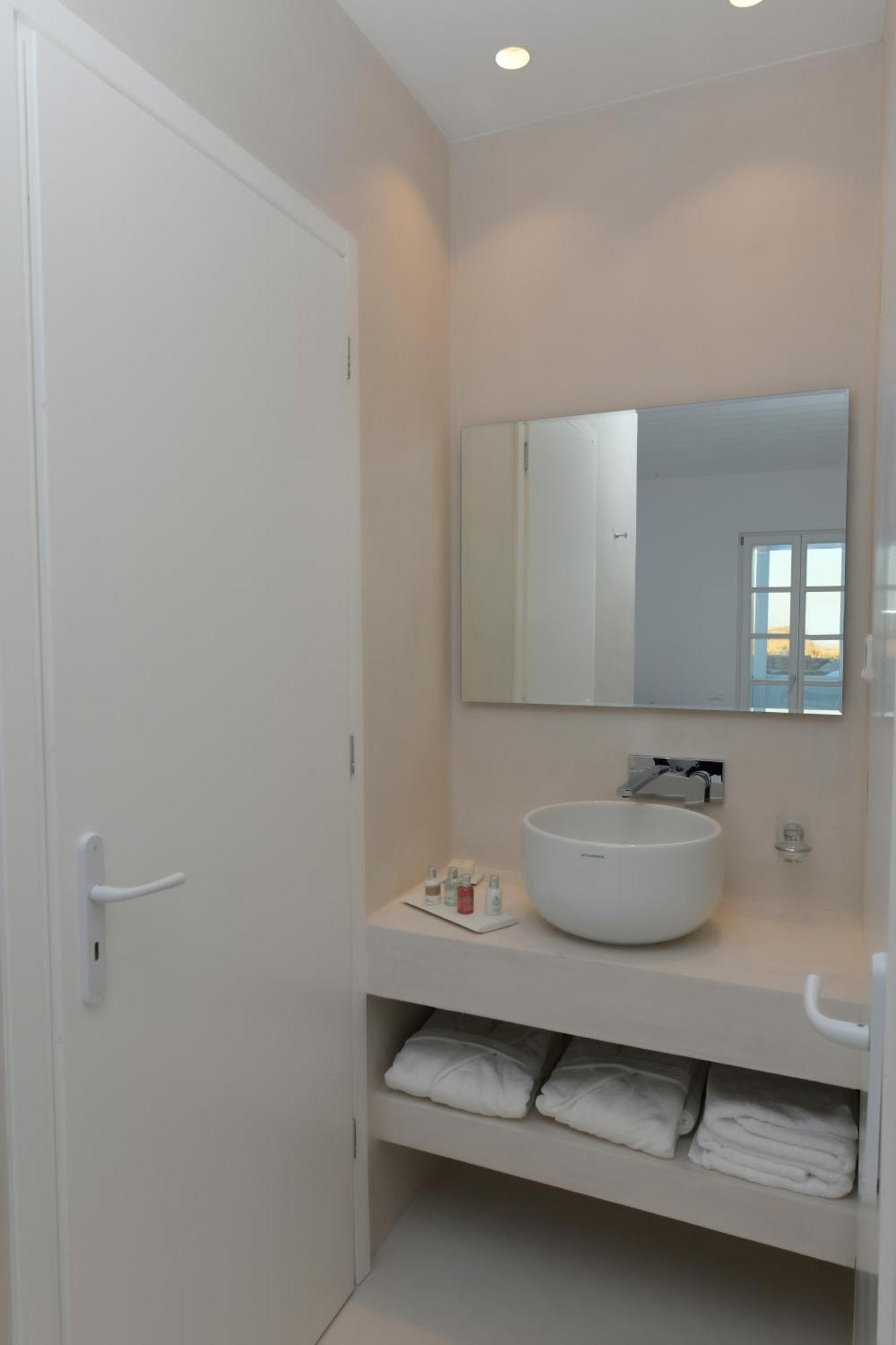 The Ammonite Hotel 4*