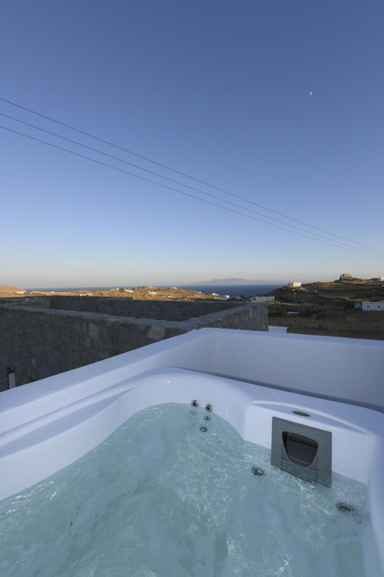 The Ammonite Hotel Plintri