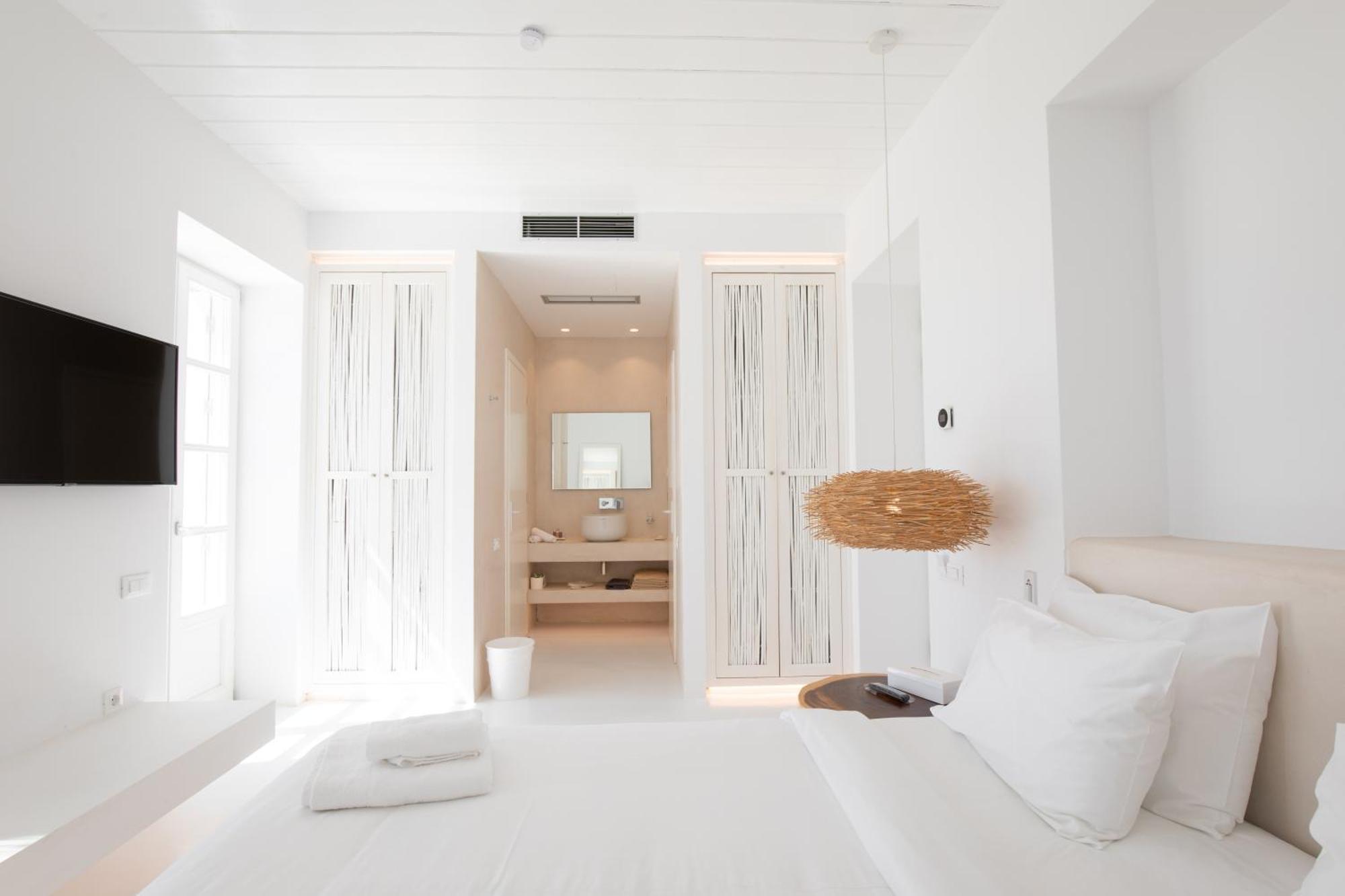 The Ammonite Hotel Plintri